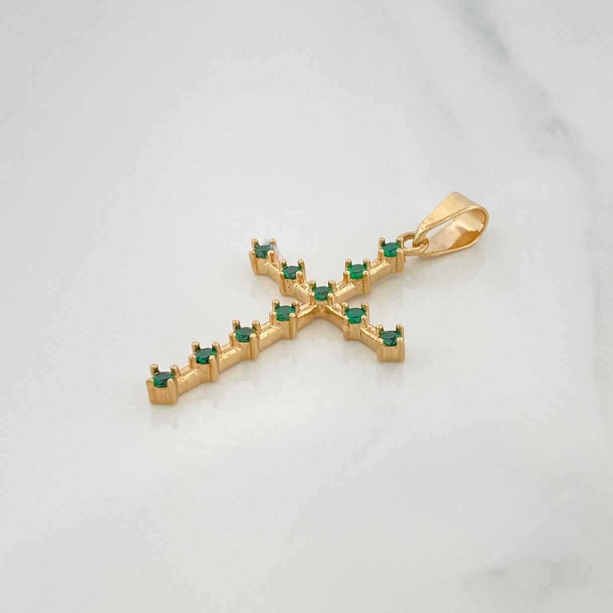 Pendant Cross 2.4 g / 1 1/2 in Yellow Gold 18K