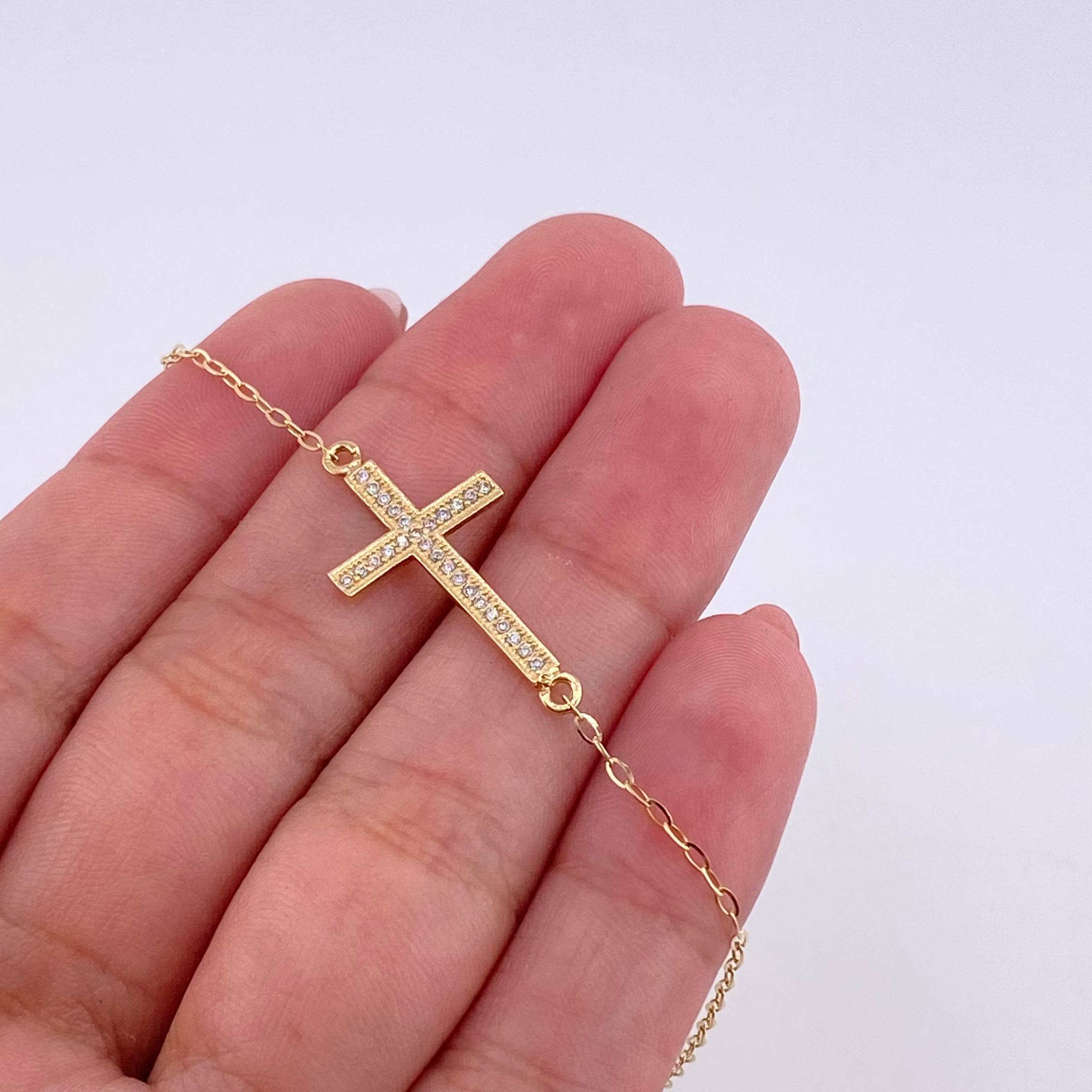 Pulso Aro Seguido Cruz Tupida 2.25g / 8 3/4 in / 1.3mm Oro Amarillo 18K