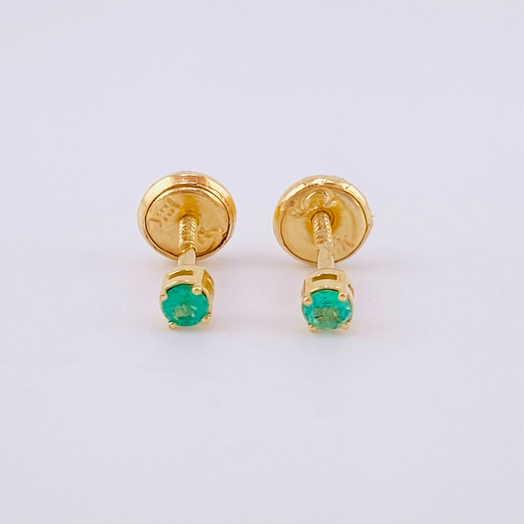 Stud Earrings Spark Four Claws Emeralds 11pts 0.7g / in / 2.85mm Yellow Gold 18K