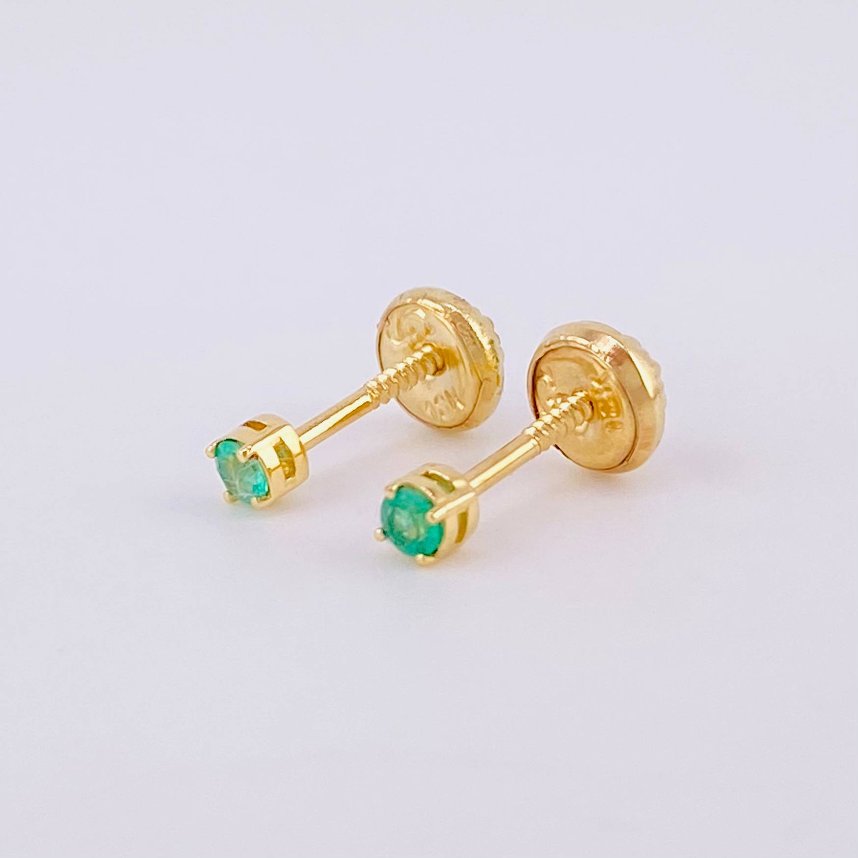 Stud Earrings Spark Four Claws Emeralds 10pts 0.8g / in / 2.8mm Yellow Gold 18K