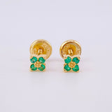 Stud Earrings Flower Emeralds 9pts 1.05g / in / 3.8mm Yellow Gold 18K