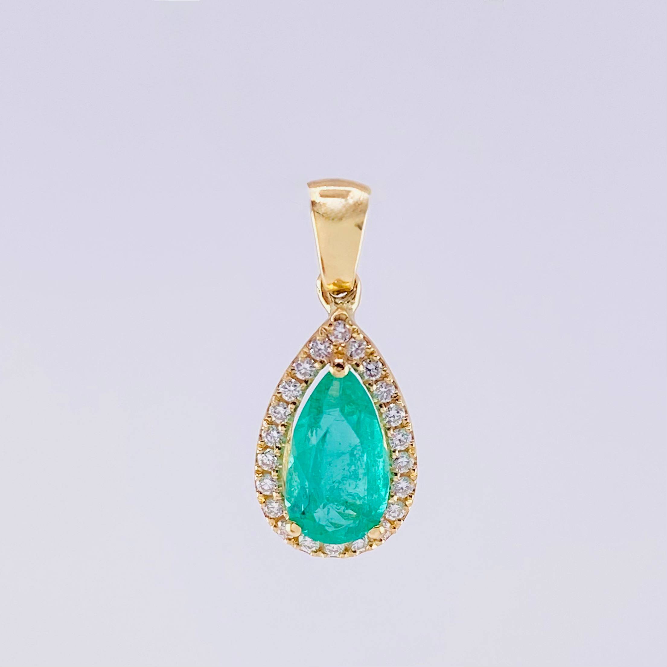 Stud Earrings Set Tears Halo with Emerald Pendant 2.23 carats Diamonds 34 points 3.3g / in / 10.9mm Yellow Gold 18K