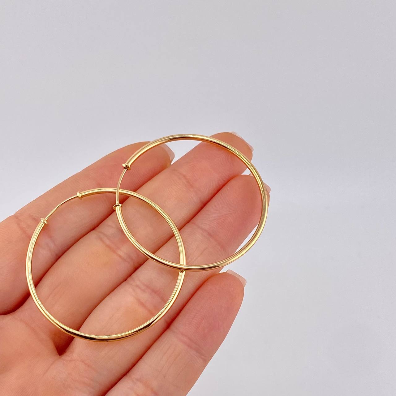 Candongas Aro Liso 3.6 g / 1 1/2 in Oro Amarillo 18K
