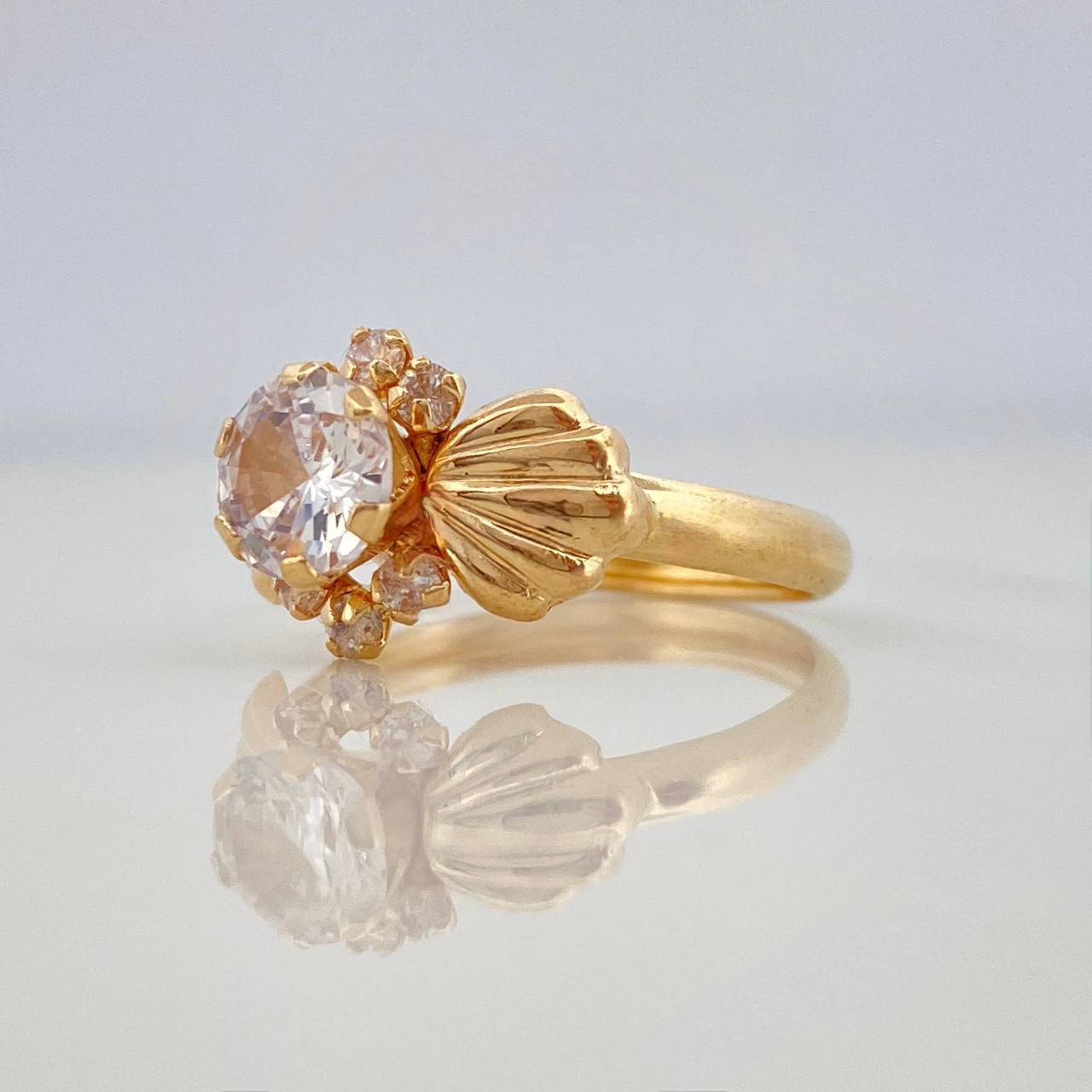Solitaire Bow Ring 1.8 g / T6 1/4 Yellow Gold 18K