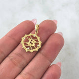 Pendant 15s Red 2.65gr / 2.6cm / White Zircons Textured Edge 18K Yellow Gold
