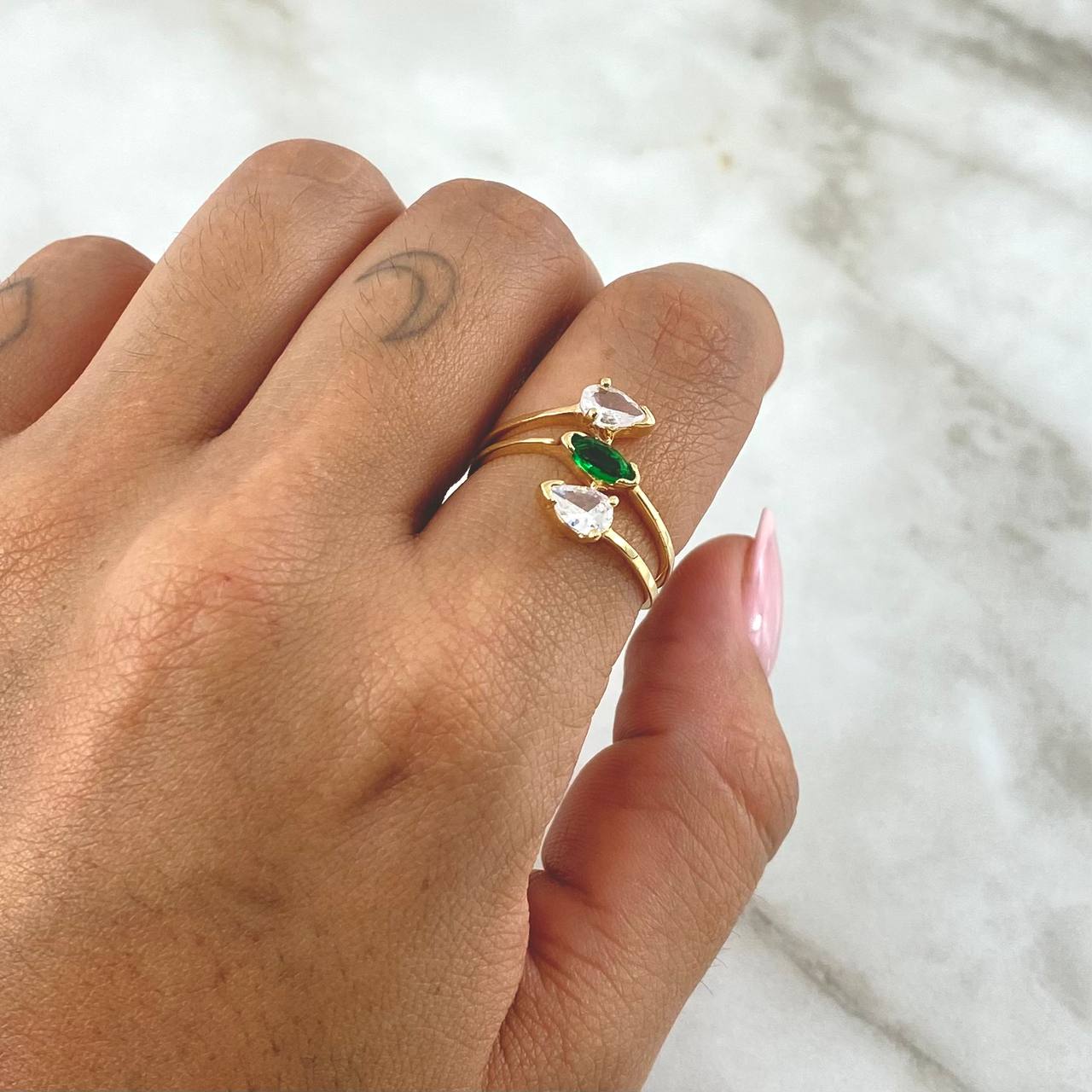 Triple Drop Ring 3.05gr / Size 7 3/4 / White Zircons Green 18K Yellow Gold