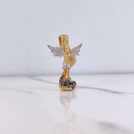 Dije San Miguel Arcangel 4.6 g / 1 1/2 in Tres Oros 18K