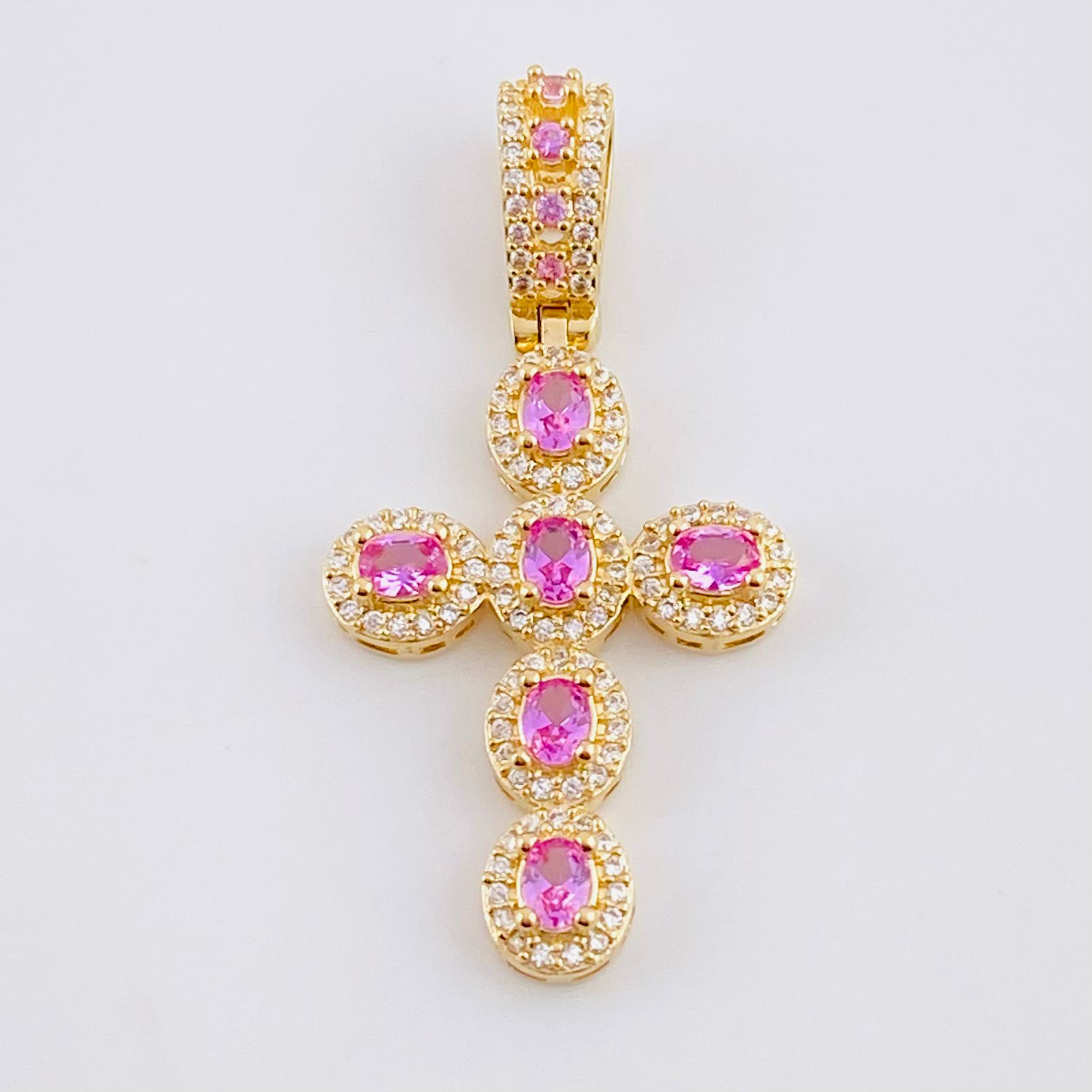 Pendant Cross Dense Ovals 5.4g / 1 3/4 in 18K Yellow Gold