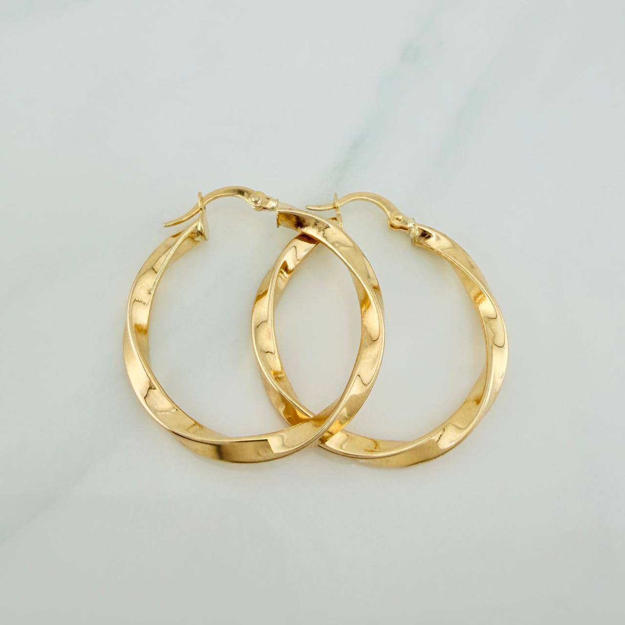 Candongas Mai 2.7gr / 1 1/2 in / Oro Amarillo 18K %