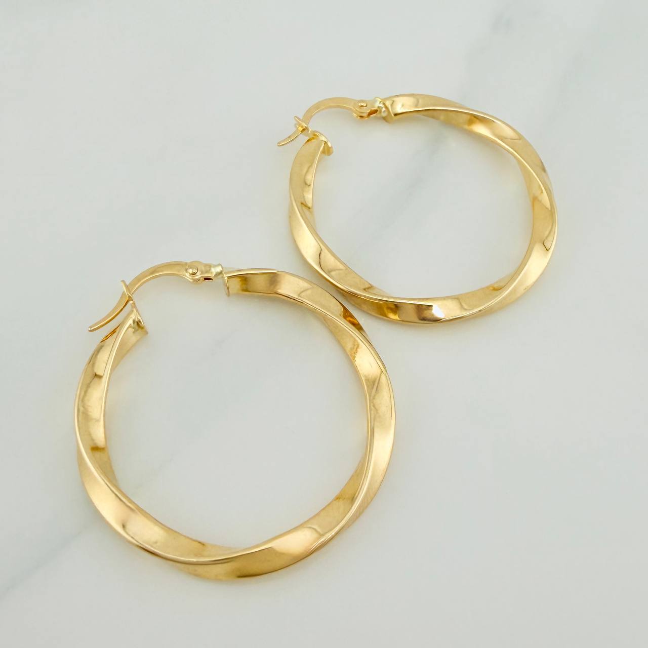 Candongas Mai 2.7gr / 1 1/2 in / Oro Amarillo 18K %