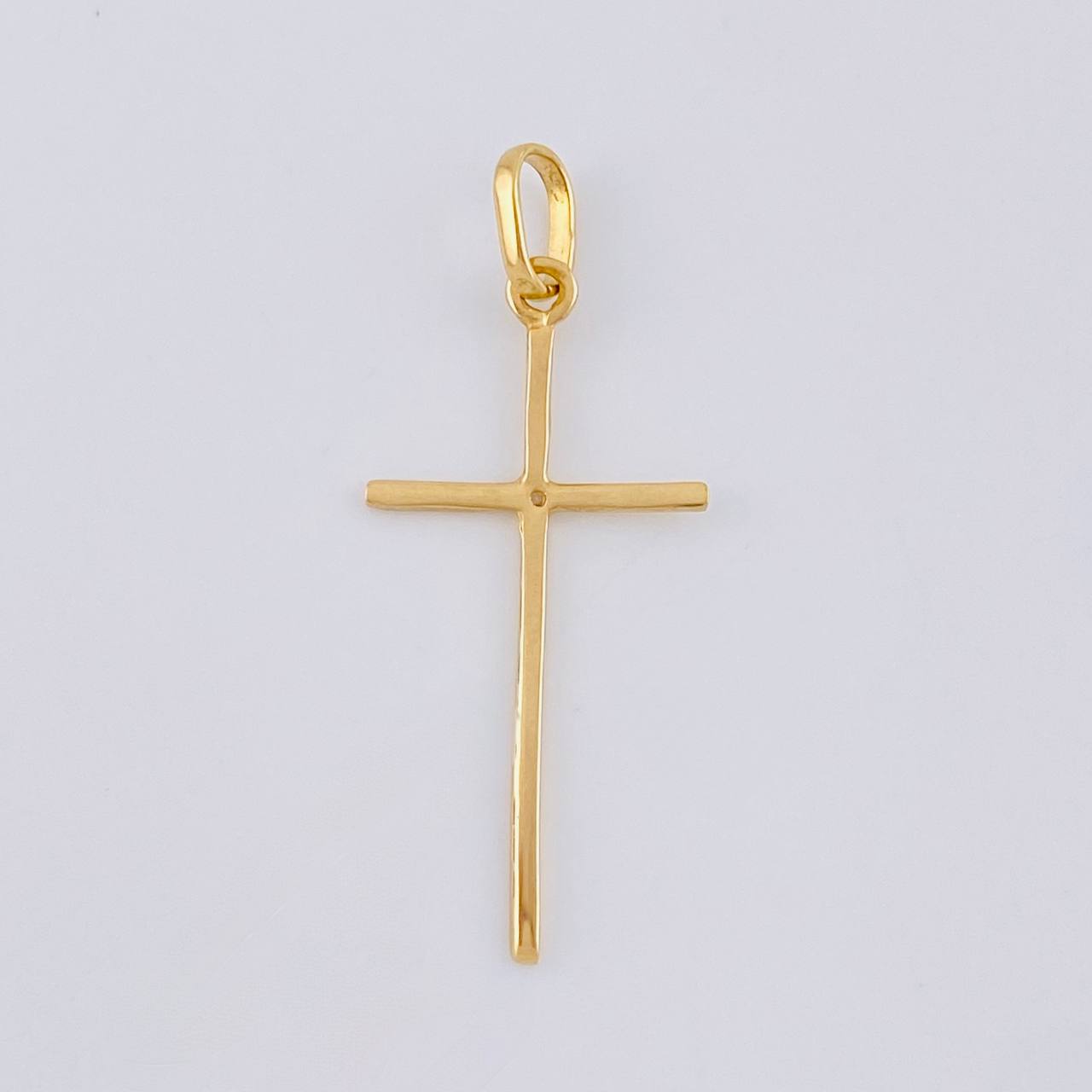 Plain Cross Pendant 0.8 g / 1 1/2 in 18K Yellow Gold