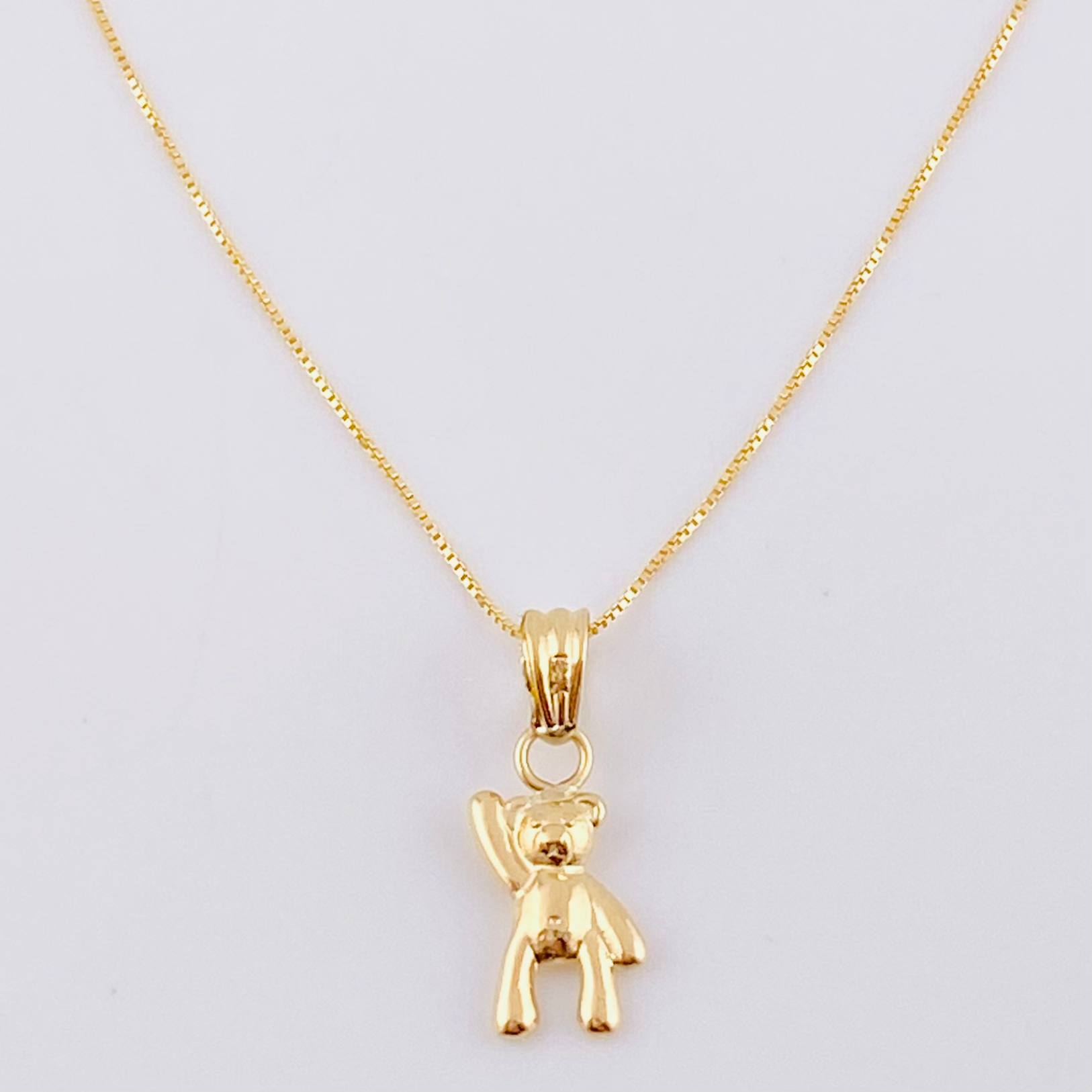 Set Cadena Veneciana + Dije Oso Mano Arriba / 1.65 g / 19 3/4 in Oro Amarillo 18K