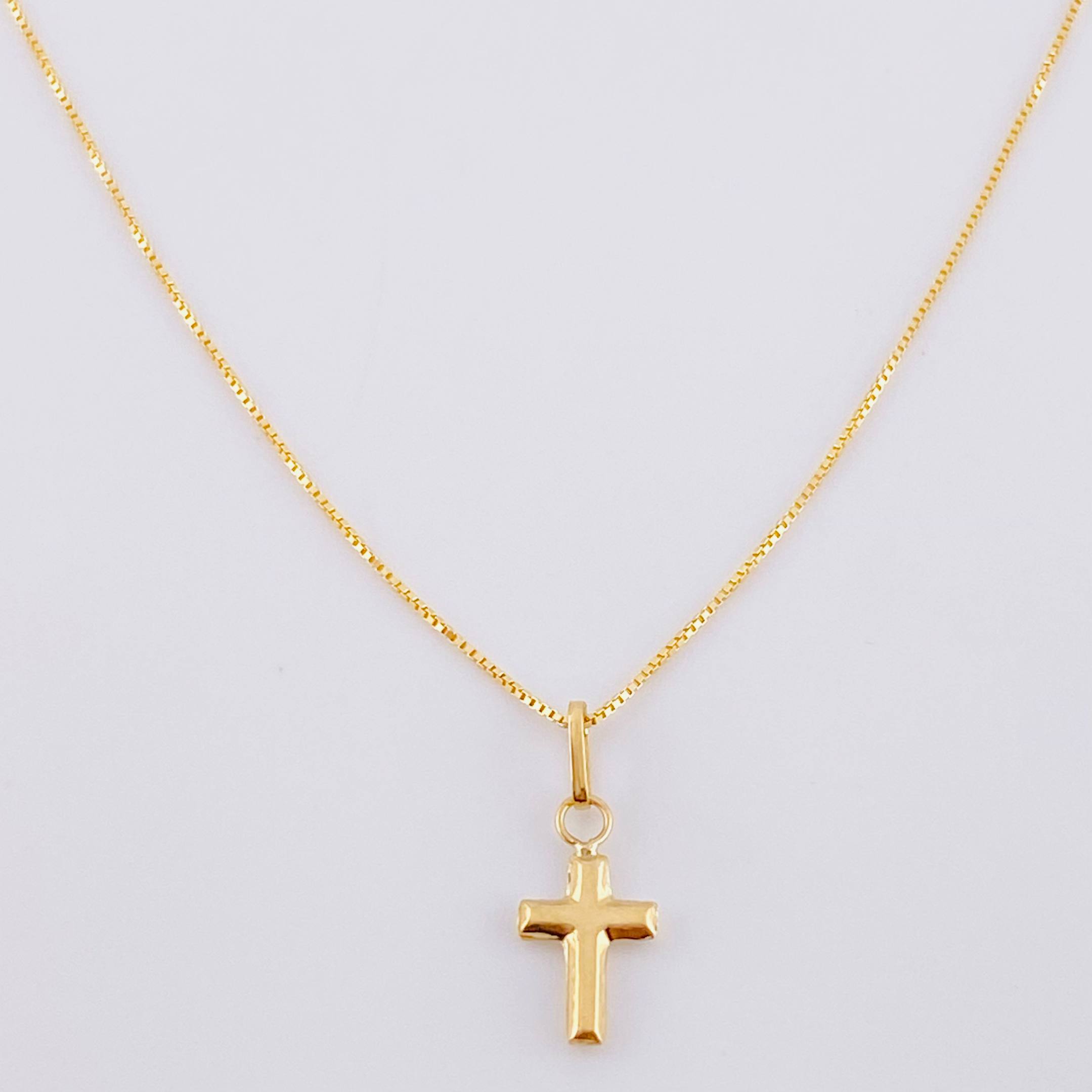Set Cadena Veneciana + Dije Cruz / 1.35 g / 19 3/4 in Oro Amarillo 18K