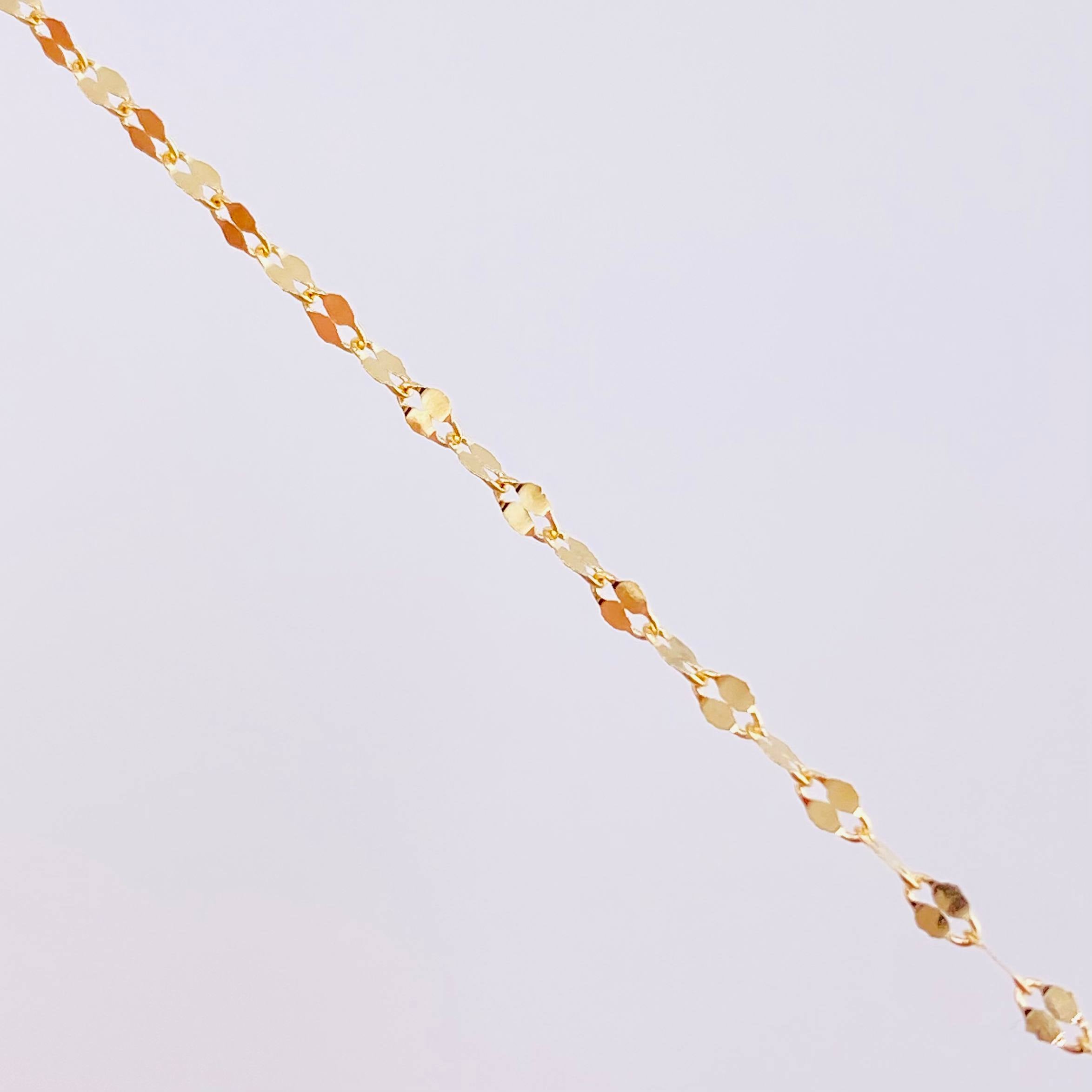 Mirror Flower Chain Set + Miraculous Virgin Pendant / 1.3 g / 17 3/4 in 18K Yellow Gold
