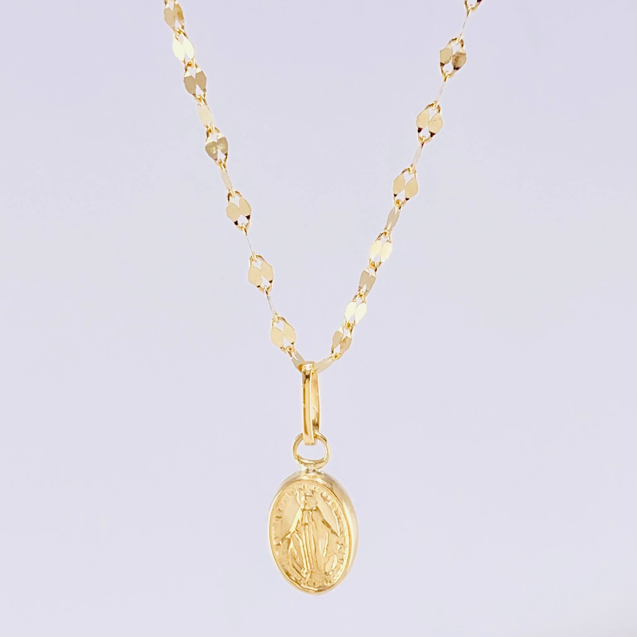 Mirror Flower Chain Set + Miraculous Virgin Pendant / 1.3 g / 17 3/4 in 18K Yellow Gold