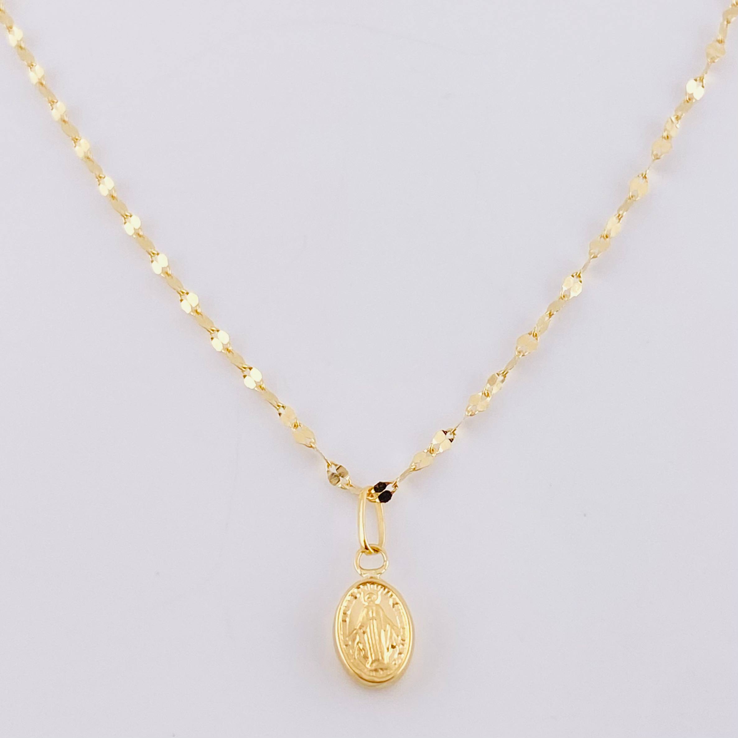 Mirror Flower Chain Set + Miraculous Virgin Pendant / 1.3 g / 17 3/4 in 18K Yellow Gold