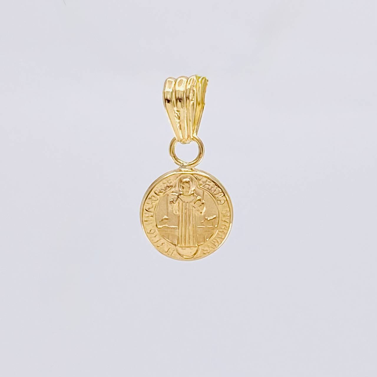 Dije San Benito 0.45 g / 1/2 in Oro Amarillo 18K
