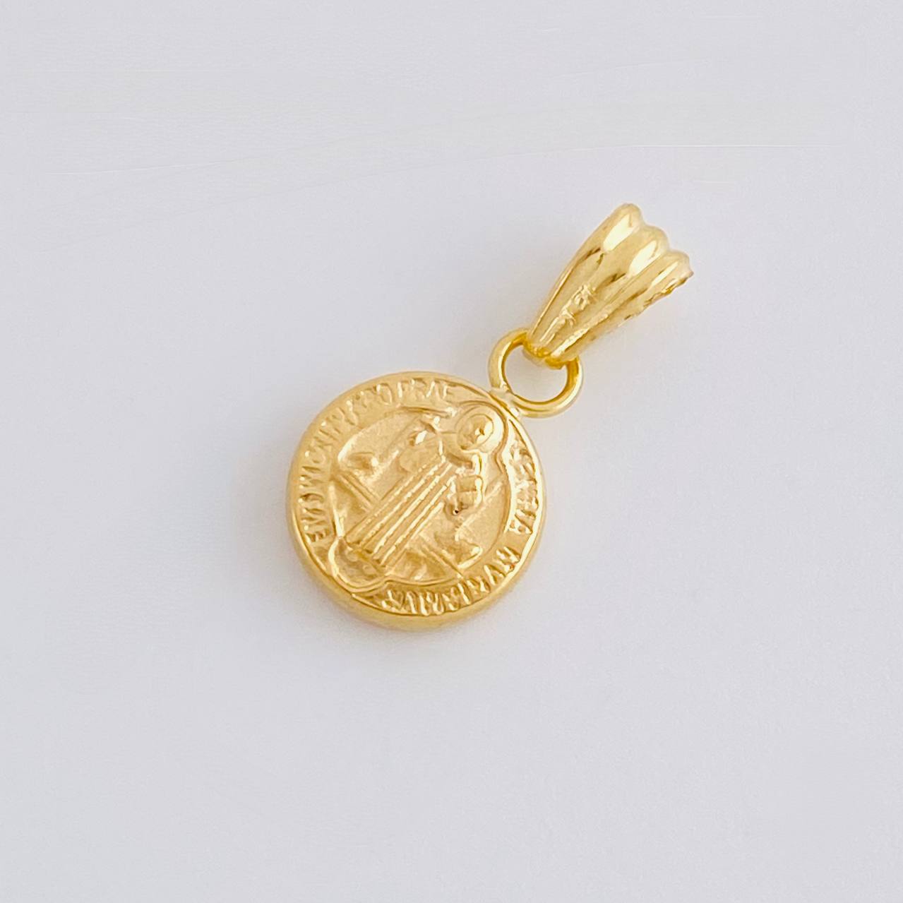 Dije San Benito 0.4 g / 1/2 in Oro Amarillo 18K