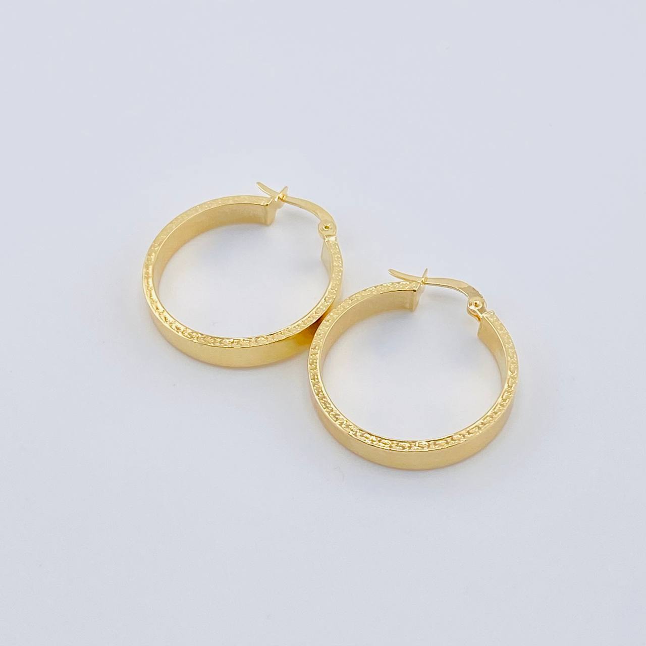 Candongas Tribal 2.75gr / 1 in / Oro Amarillo 18K ©