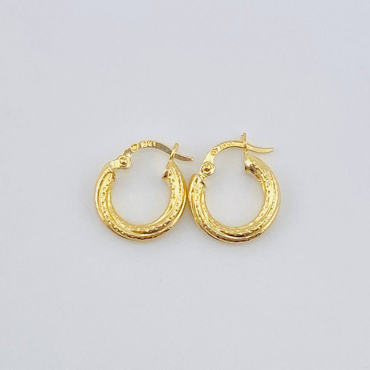 Candongas Carly 0.9 g / 1/2 in Oro Amarillo 18K