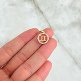 Dije Signo Géminis 0.95gr / 2cm / Circones Blancos Oro Amarillo 18K