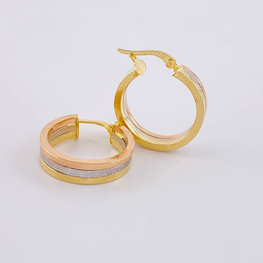 Adri Plain Hoop Earrings 4 g / 1 in Three Golds 18K