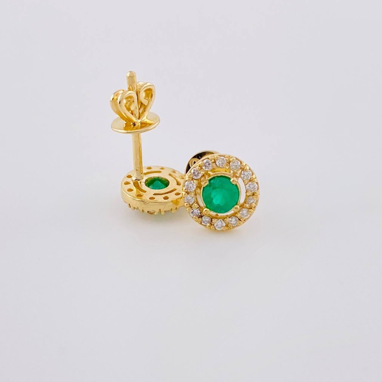 Topos Halo Esmeraldas 36Pts Diamantes 5Pts 1.8 g / in / 7.1 mm Oro Amarillo 18K