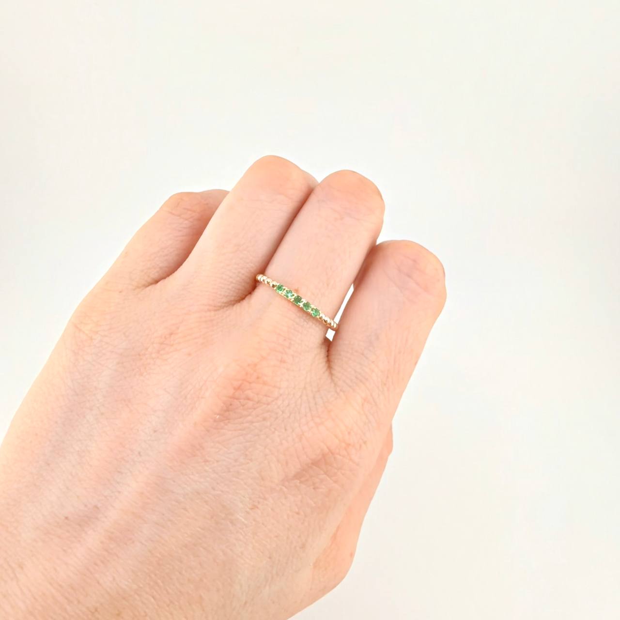 Ring Line Emeralds 10Pts 1.85 g / T8 Yellow Gold 18K
