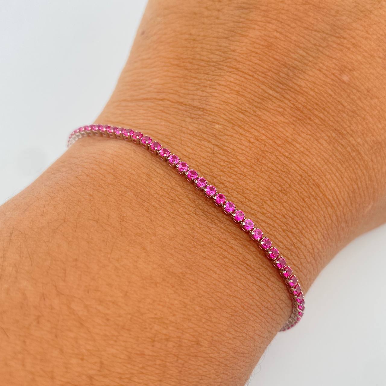 Tennis Bracelet 2.45gr / 19cm (7.5in) / 0.3mm Fuchsia Zircons White Gold +4 18K $