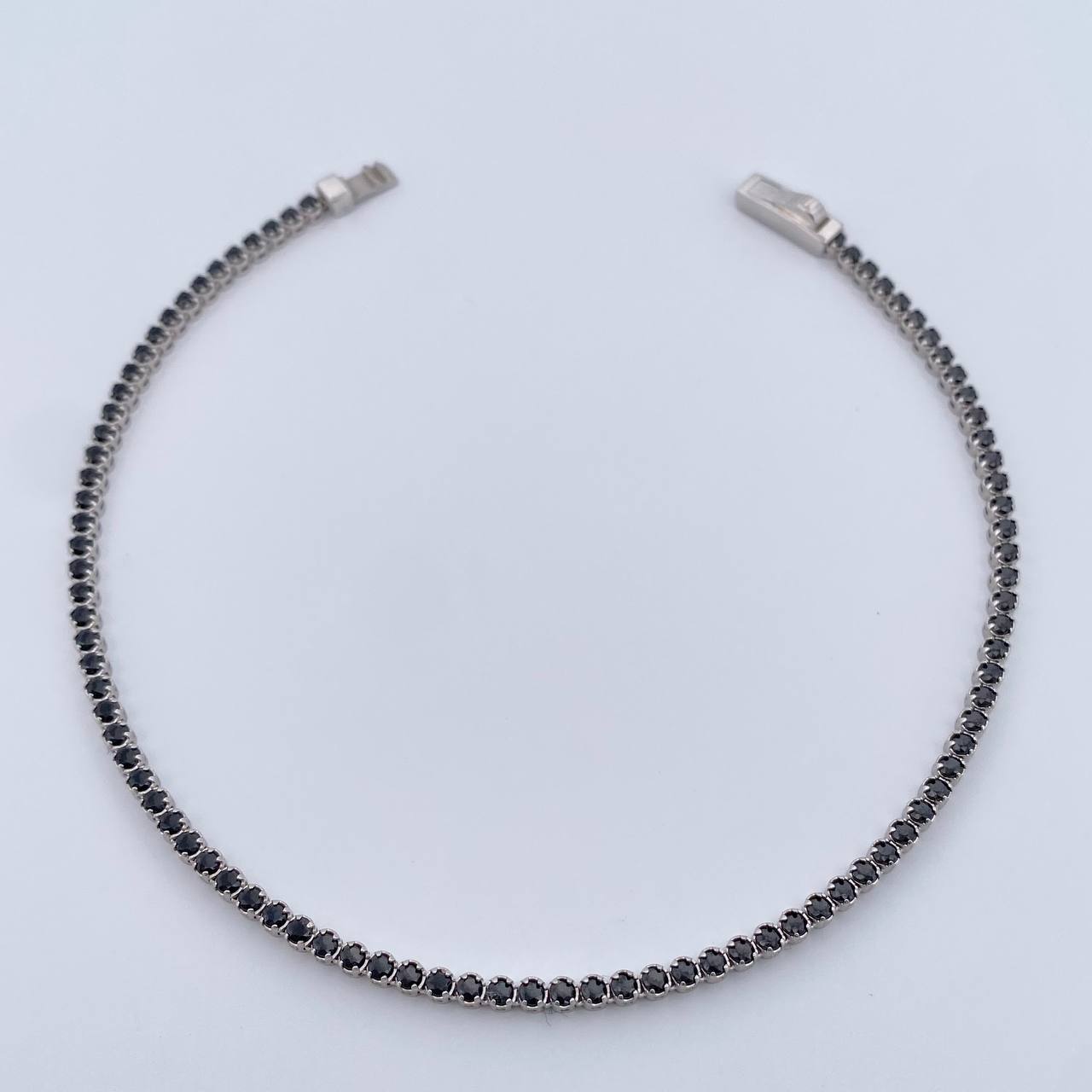 Tennis Bracelet 3.9gr / 19.2cm (7.6in) / 0.3mm Black Zircons White Gold +4 18K &