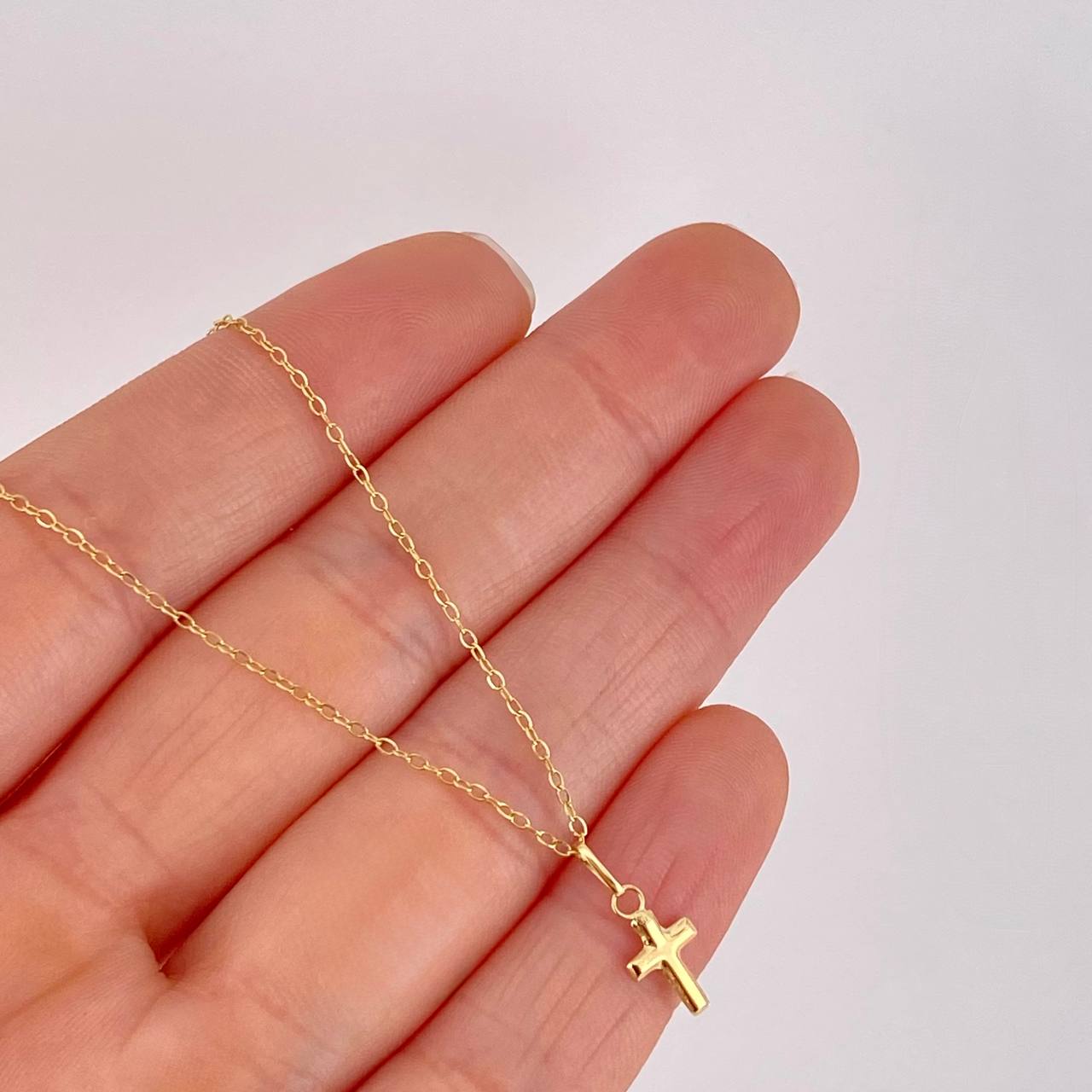 Set Cadena Aro Seguido + Dije Cruz / 1.2g / 18 in Oro Amarillo 18K