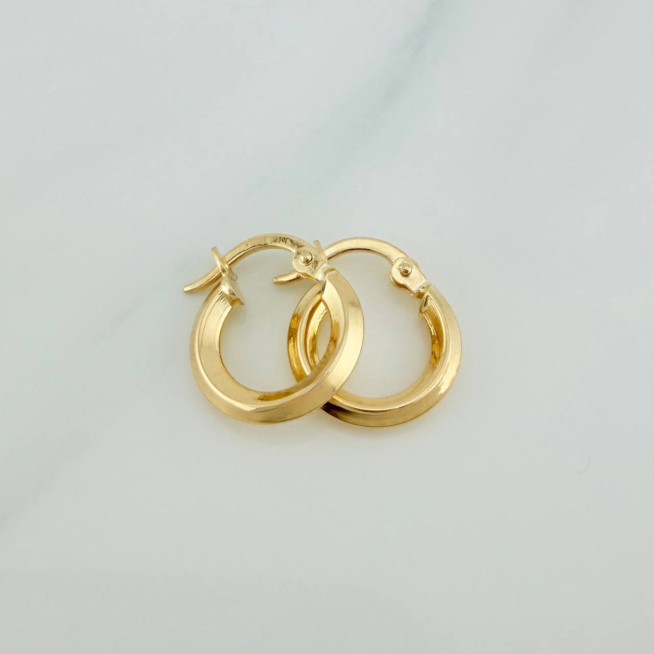 Candongas Clau 1gr / 1/2 in / Oro Amarillo 18K %