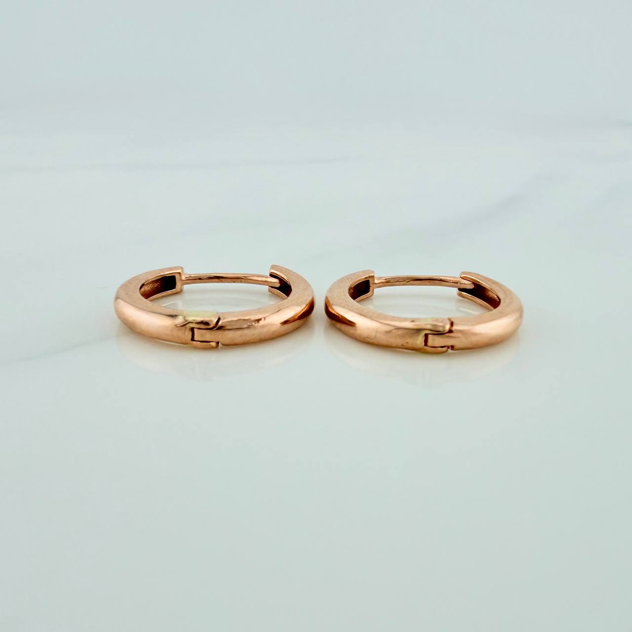 Candongas Aro Liso 2.4gr / 1/2 in / Oro Rosa 18K %