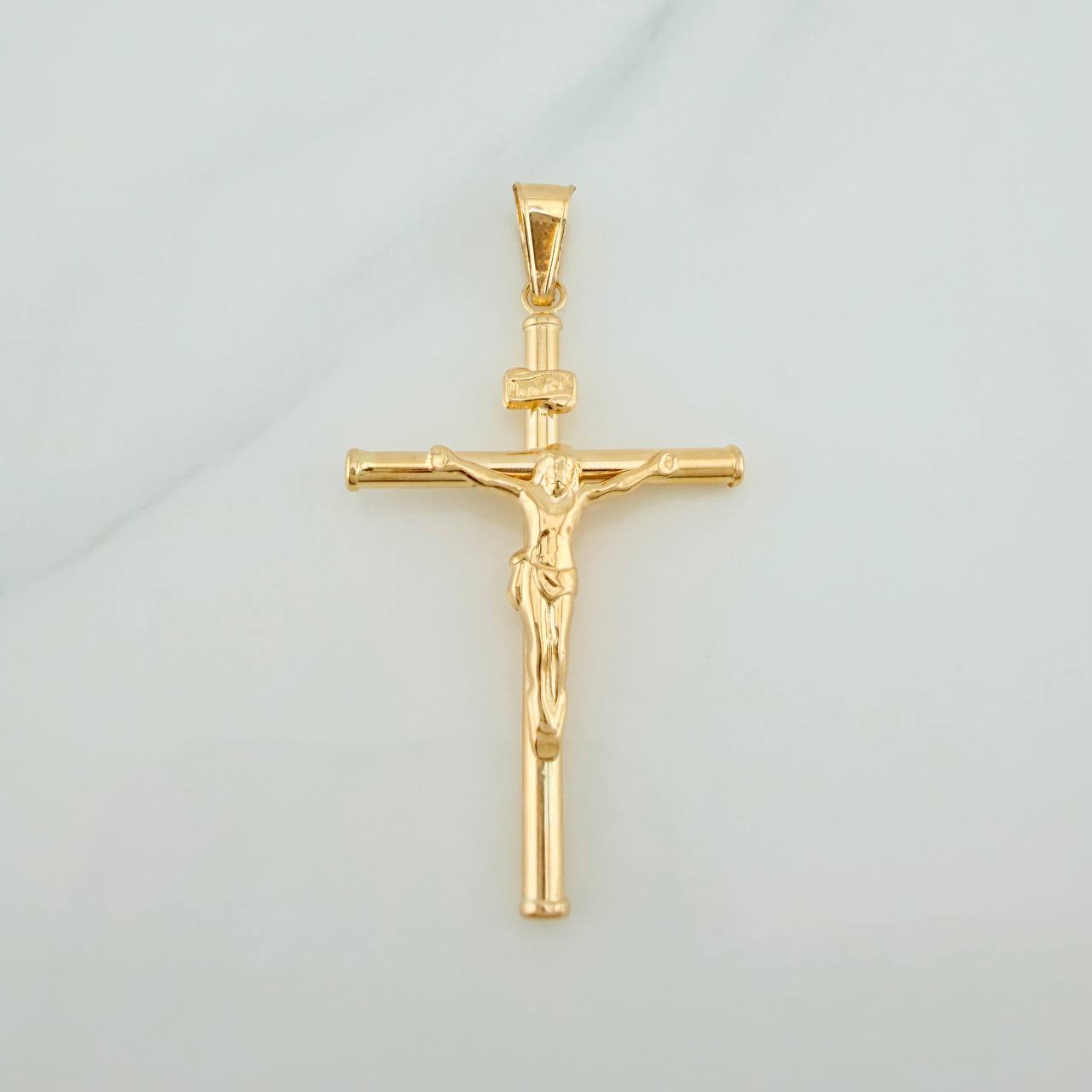 Dije Cruz Cristo 2.8gr / 2 in / Oro Amarillo 18K %