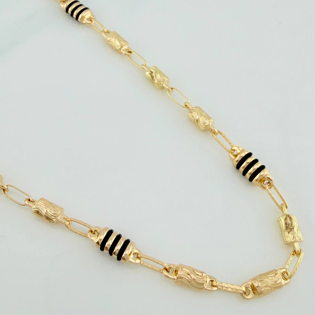 Rustic Cylinder Chain 13.9gr / 24 1/2 in / 4.4mm Yellow Gold 18K %