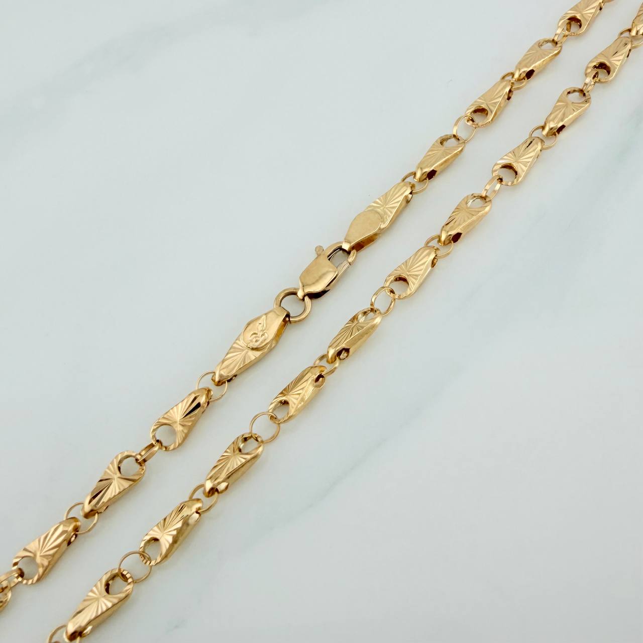 Rustic Spike Chain 11.2gr / 24 1/2 in / 3.9mm 18K Yellow Gold %
