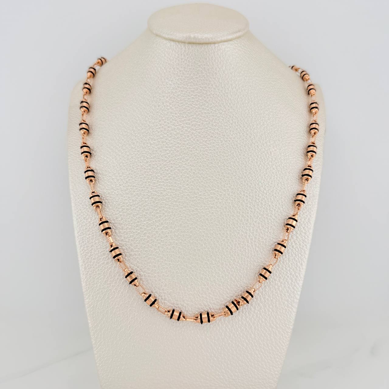 Cadena Rustica Barril 13.85gr / 23 3/4 in / 4.4mm Oro Rosa 18K %