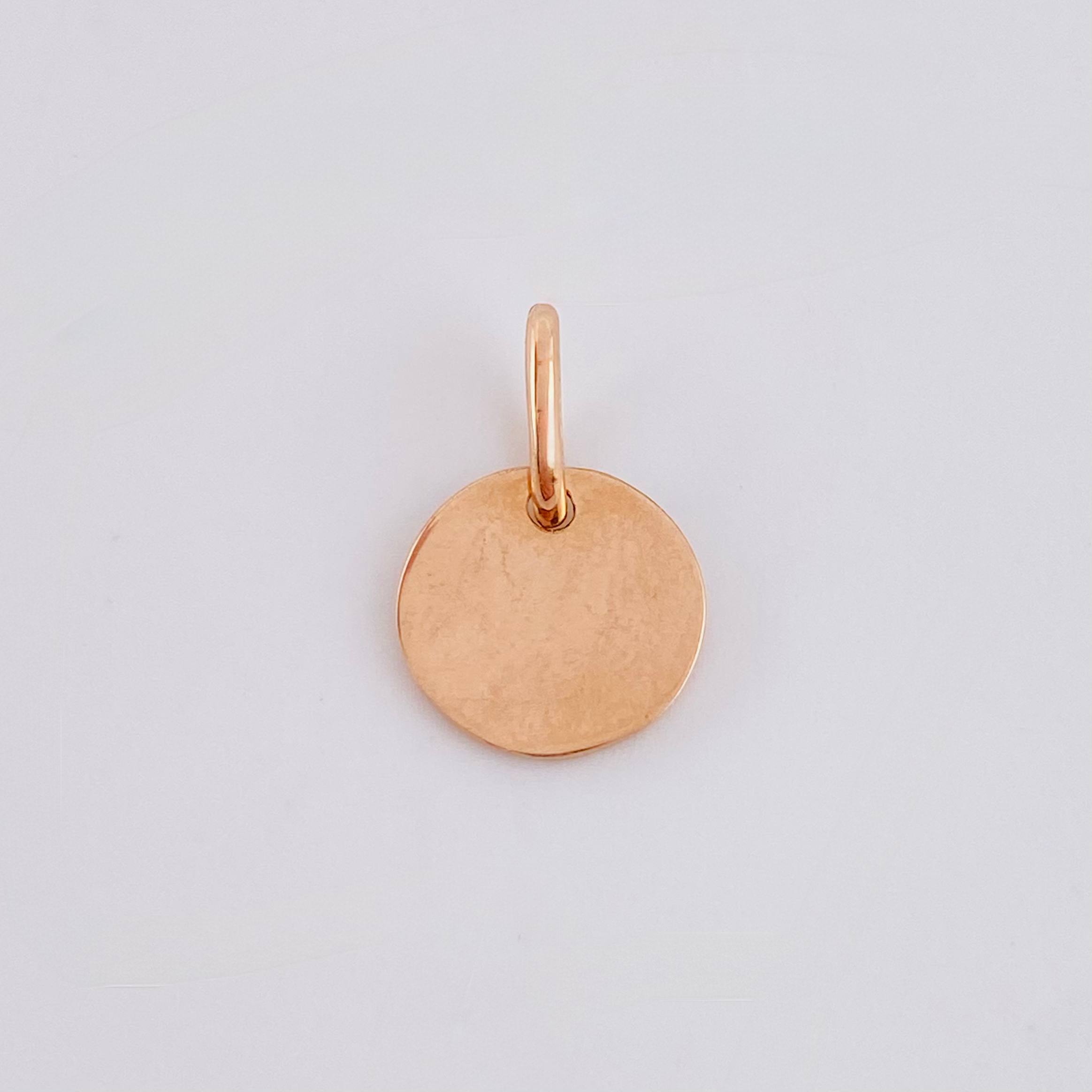 Dije Placa Letra A 0.9gr / 1/2 in / Oro Rosa 18K ©