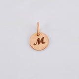 Dije Placa Letra M 0.9gr / 1/2 in / Oro Rosa 18K