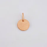 Dije Placa Letra M 0.9gr / 1/2 in / Oro Rosa 18K *