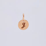 Dije Placa Letra J 0.9gr / 1/2 in / Oro Rosa 18K