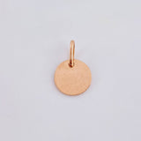 Dije Placa Letra J 0.9gr / 1/2 in / Oro Rosa 18K ©