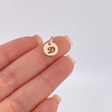 Dije Placa Letra D 0.85gr / 1/2 in / Oro Rosa 18K ©