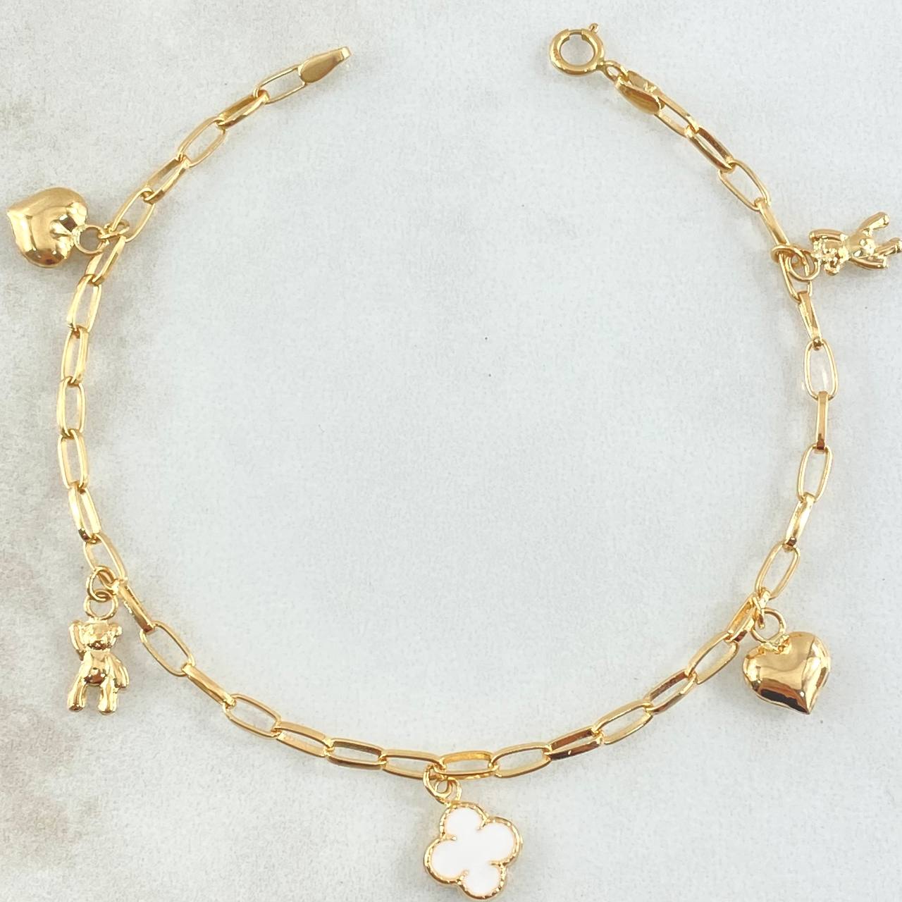 Paperclip Bracelet Pendants Pendants 3.6gr / 7.1in / 2.6mm Heart-Bear Raised Hand-Clover 18K Gold ©