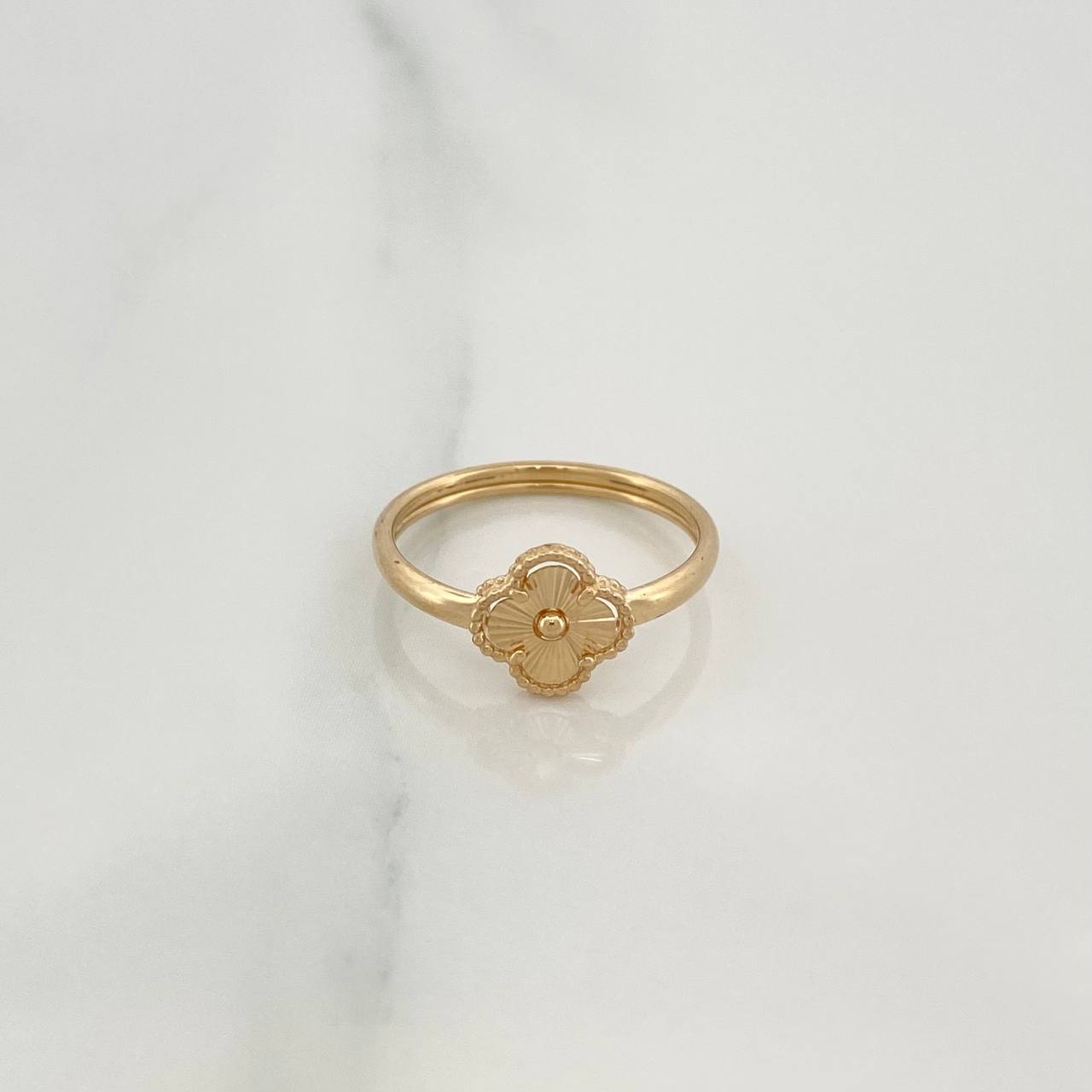 Anillo Trebol 1gr / T4 1/4/ Oro Amarillo 18K %