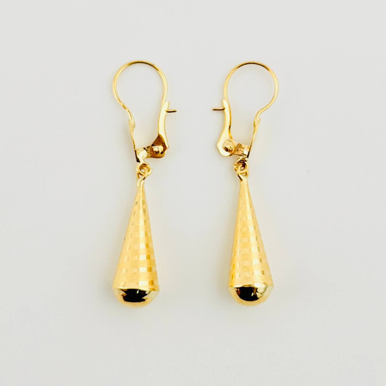 Candongas Lagrima 1gr / 1 1/4 in / Oro Amarillo 18K ©