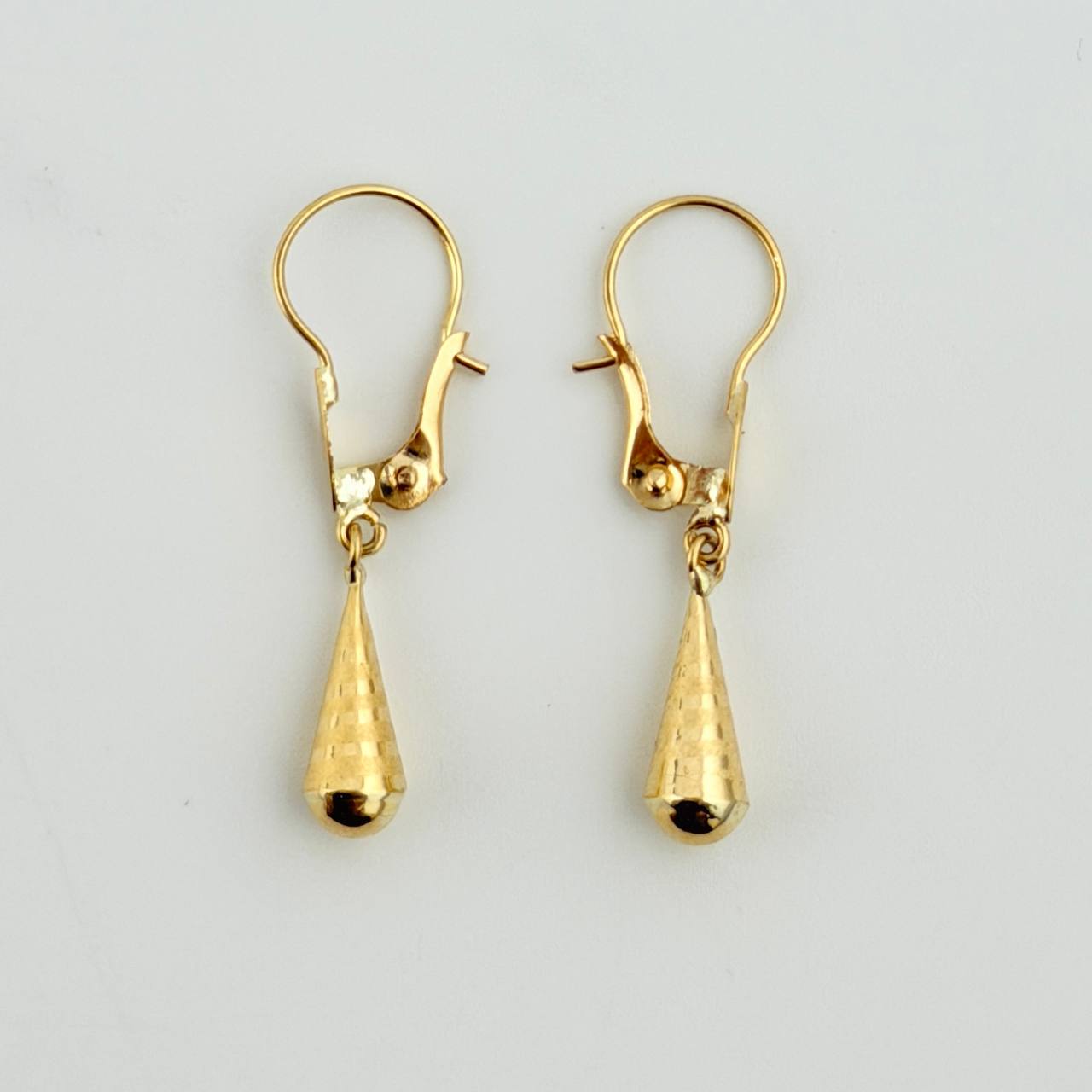 Candongas Lagrima 0.7gr / 1 in / Oro Amarillo 18K *