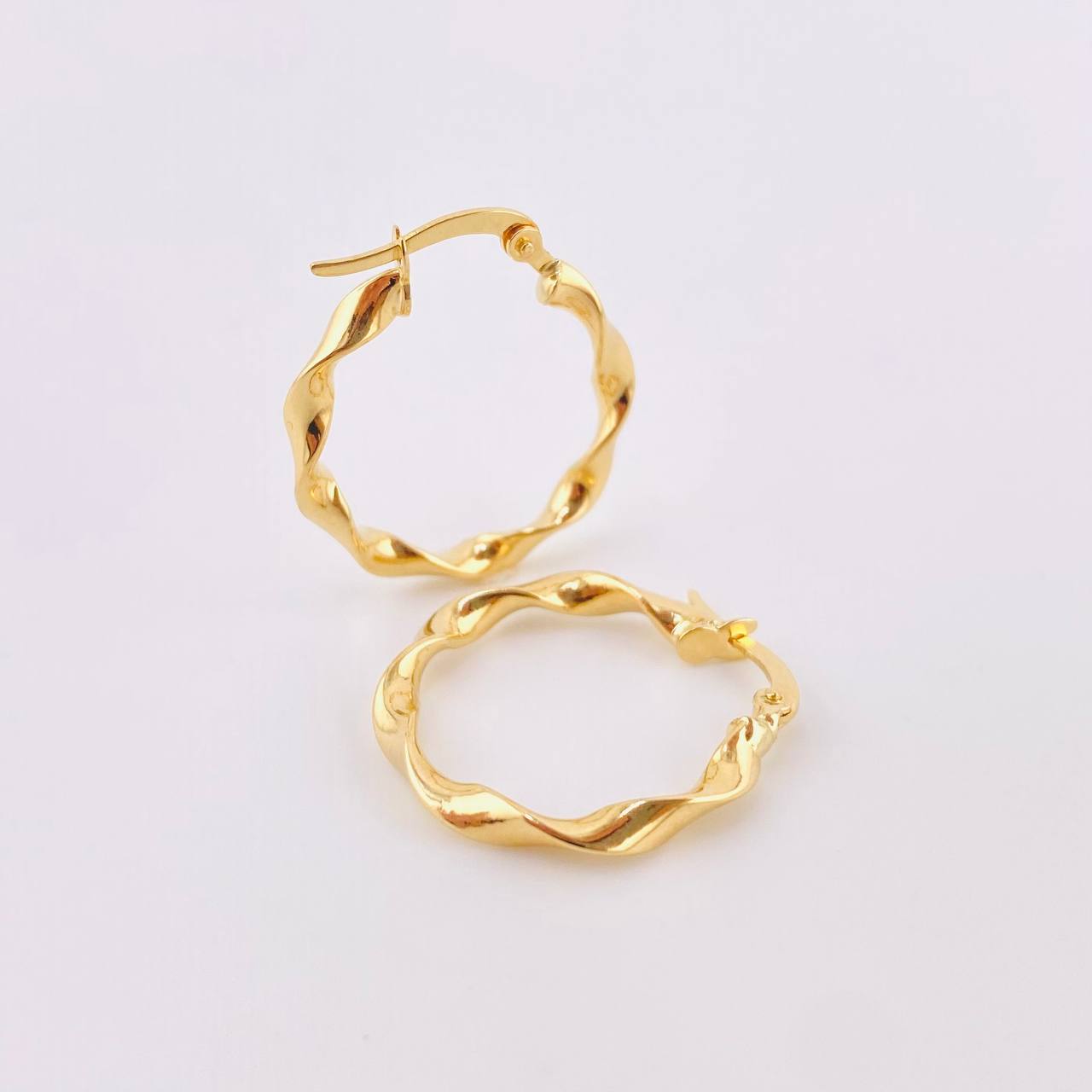 Candongas Amber 1.55gr / 1 in / Oro Amarillo 18K ©