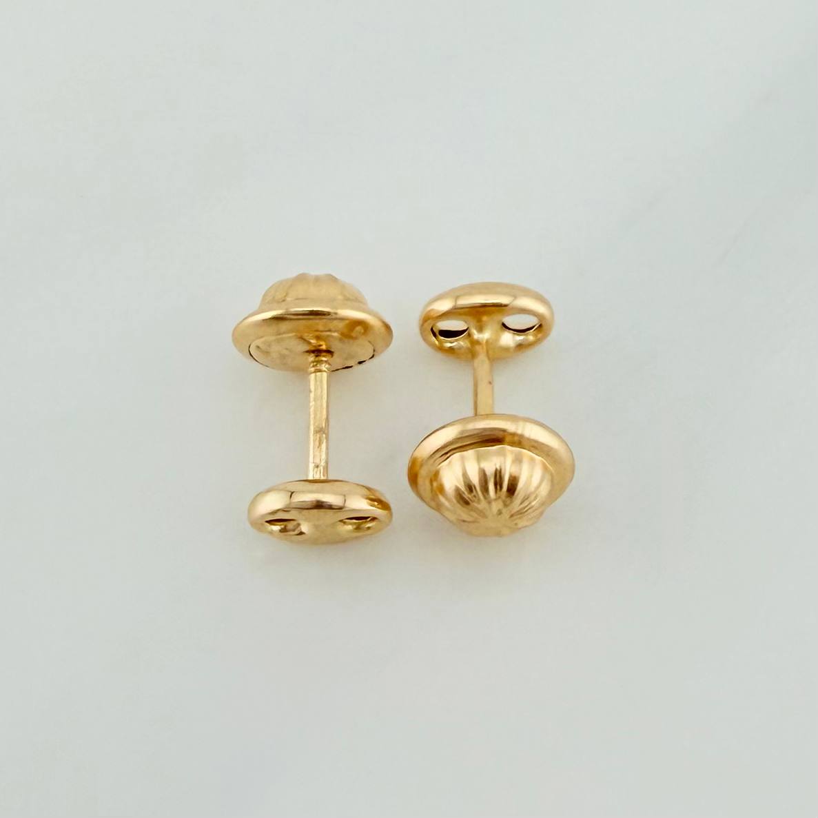 GC Stud Earrings 0.5gr / 4.7mm 18K Yellow Gold %