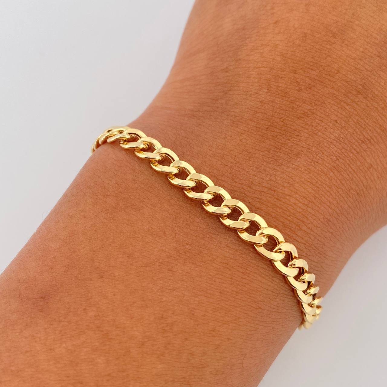 Cuban Links Bracelet 4.35gr / 8.1in / 18K Gold +0$